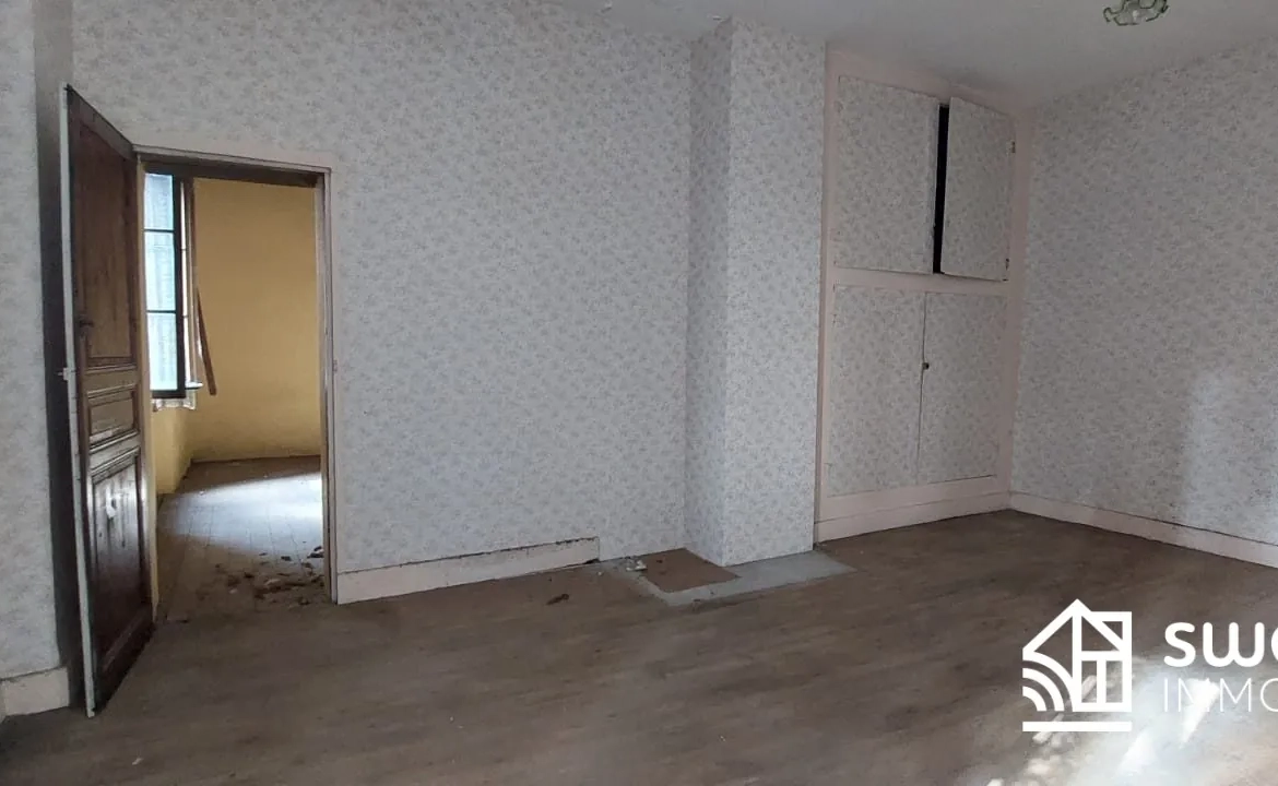 Maison ancienne à rénover avec jardin à Couladère - Opportunité d'investissement 
