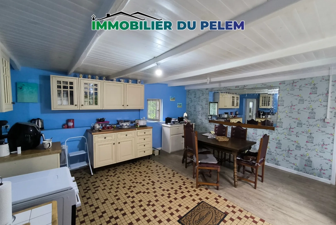 Maison de 81m² à Callac, centre-bourg - Résidence secondaire en Bretagne 