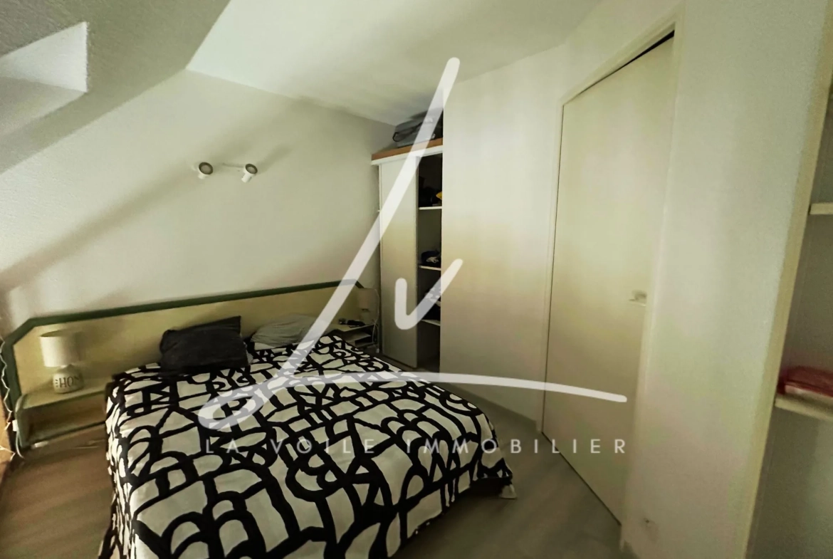 Appartement 2PP duplex à vendre à Caen dans la résidence 'Les Doges' 
