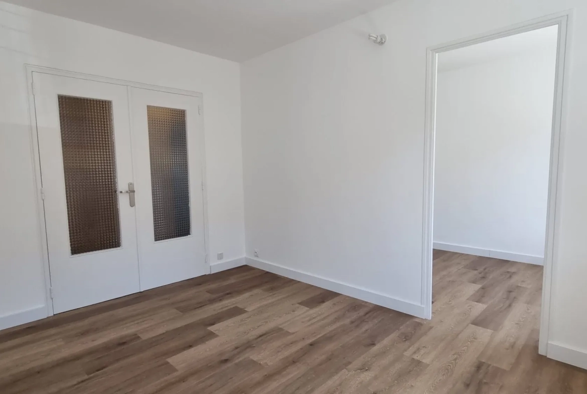 Appartement T2 rénové avec parking à Dijon République 