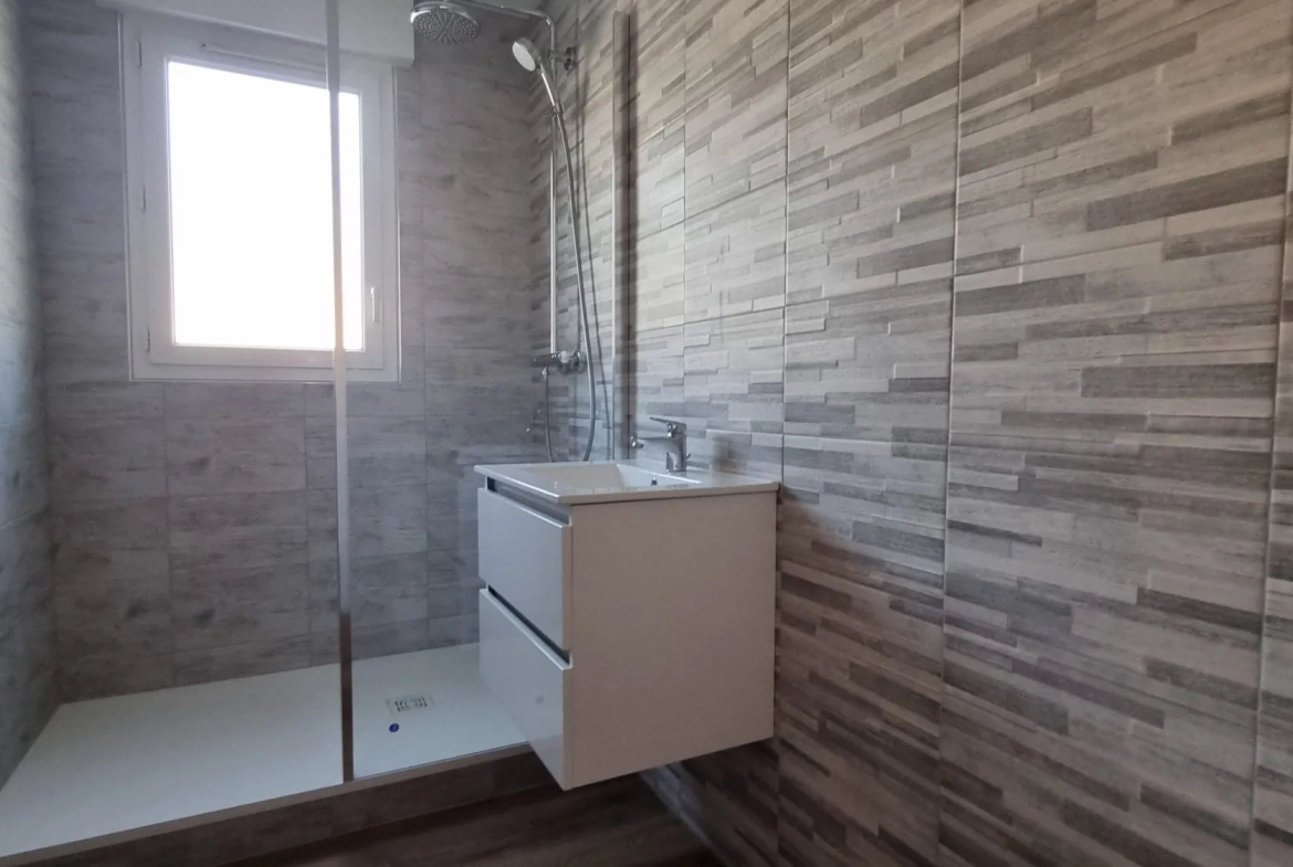 Appartement T2 rénové avec parking à Dijon République 