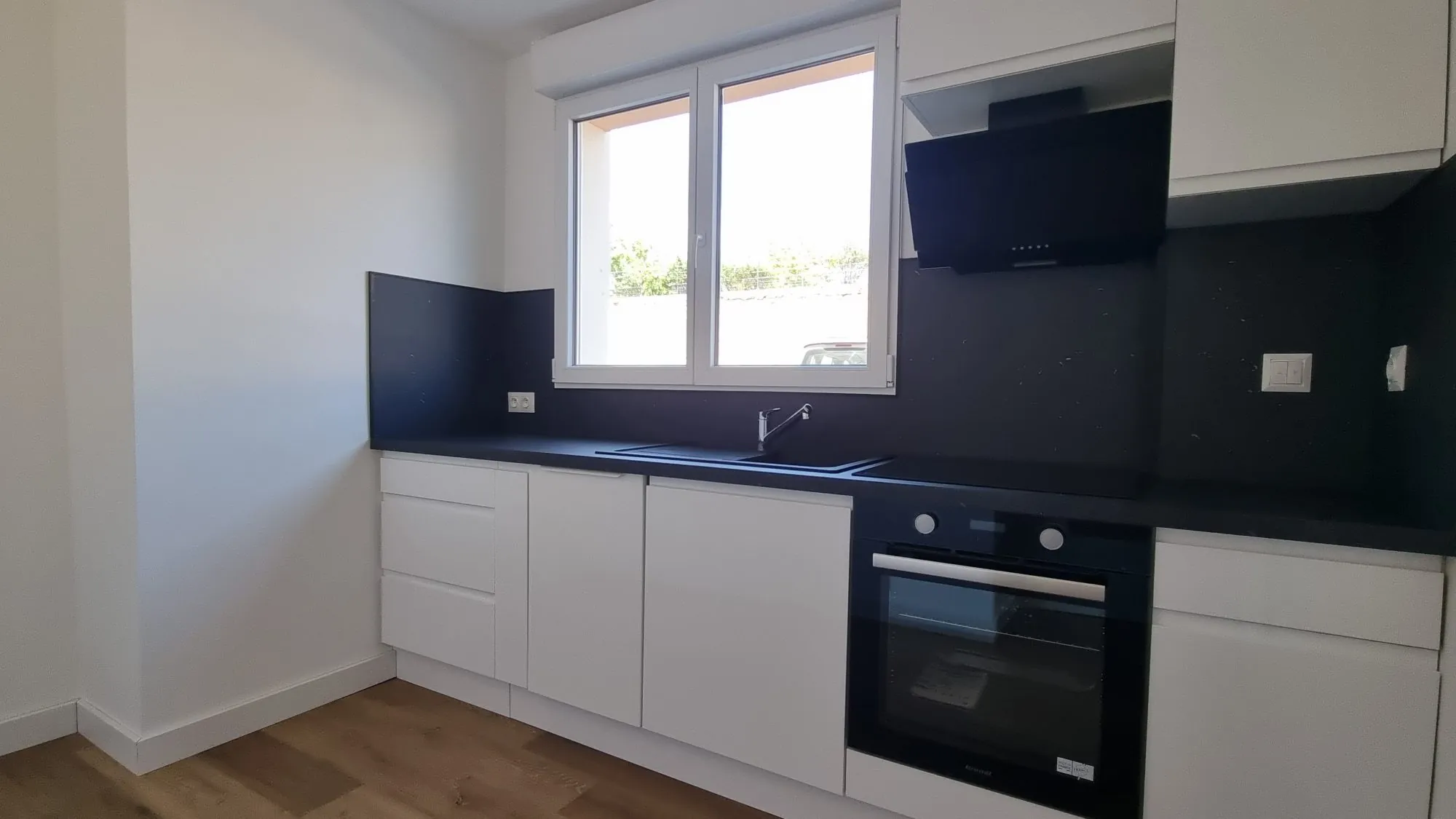 Appartement T2 rénové avec parking à Dijon République 