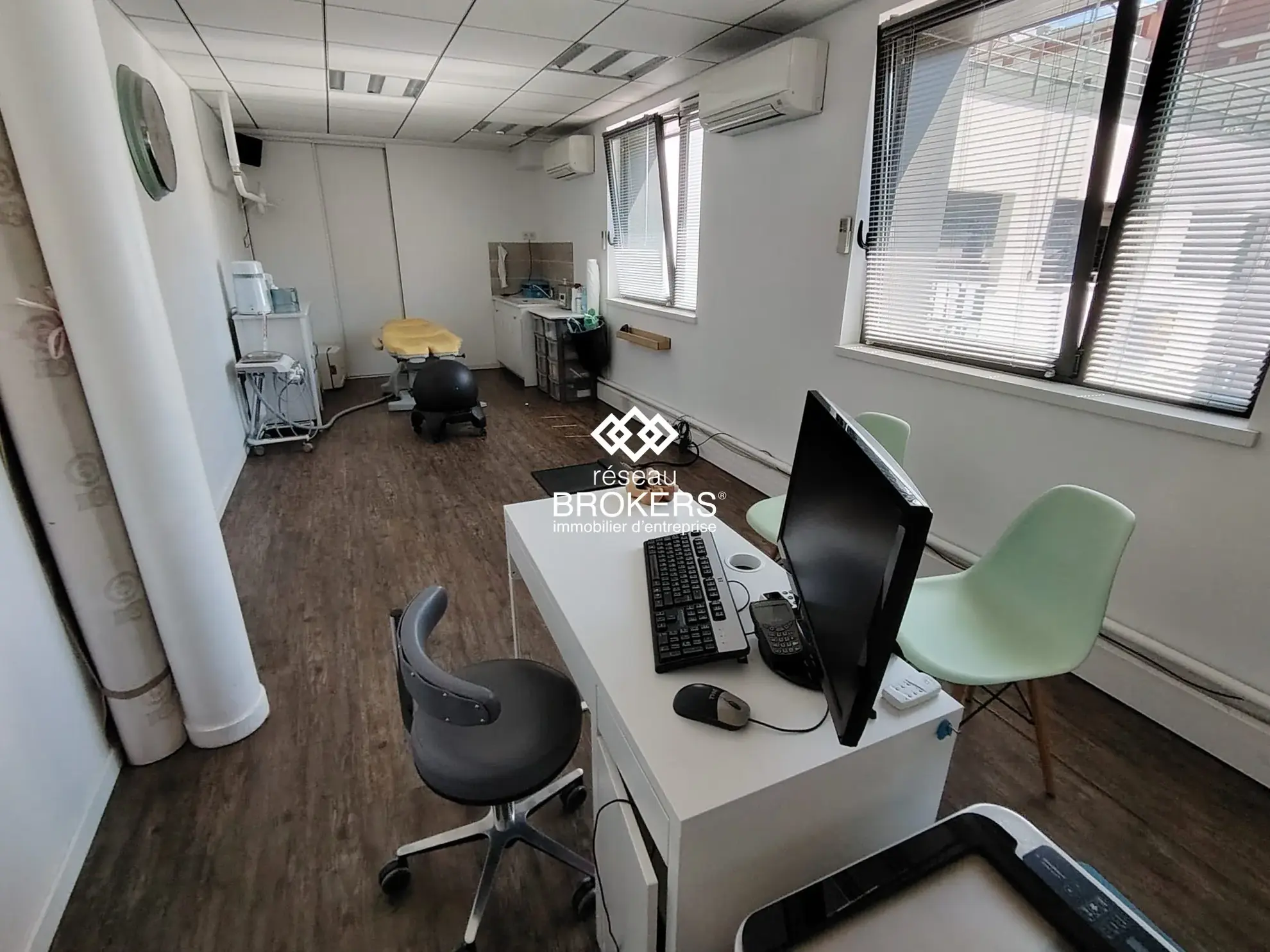 À vendre bureaux ERP et PMR à Grenoble – Idéal professionnels de santé et associations 