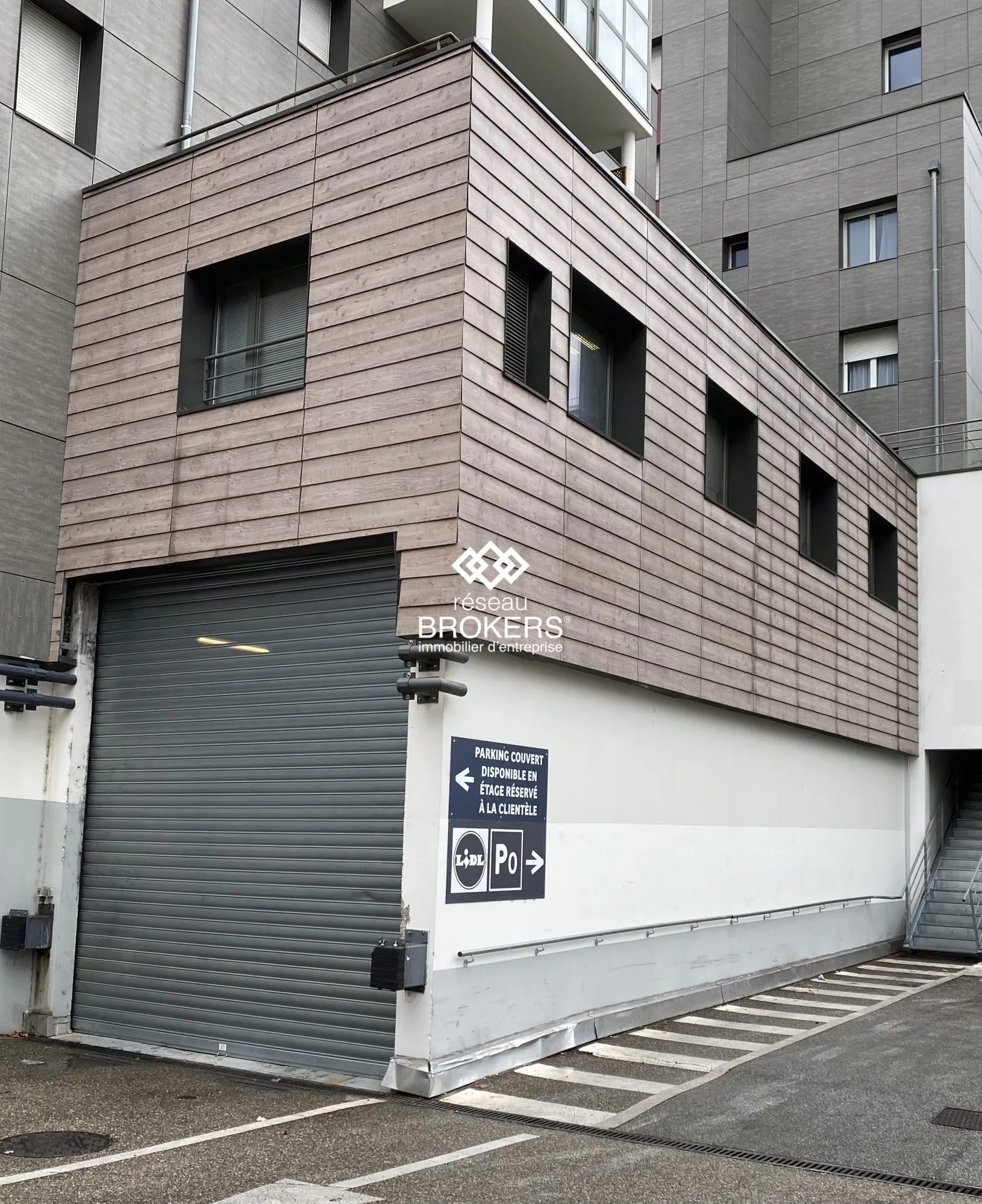 À vendre bureaux ERP et PMR à Grenoble – Idéal professionnels de santé et associations 