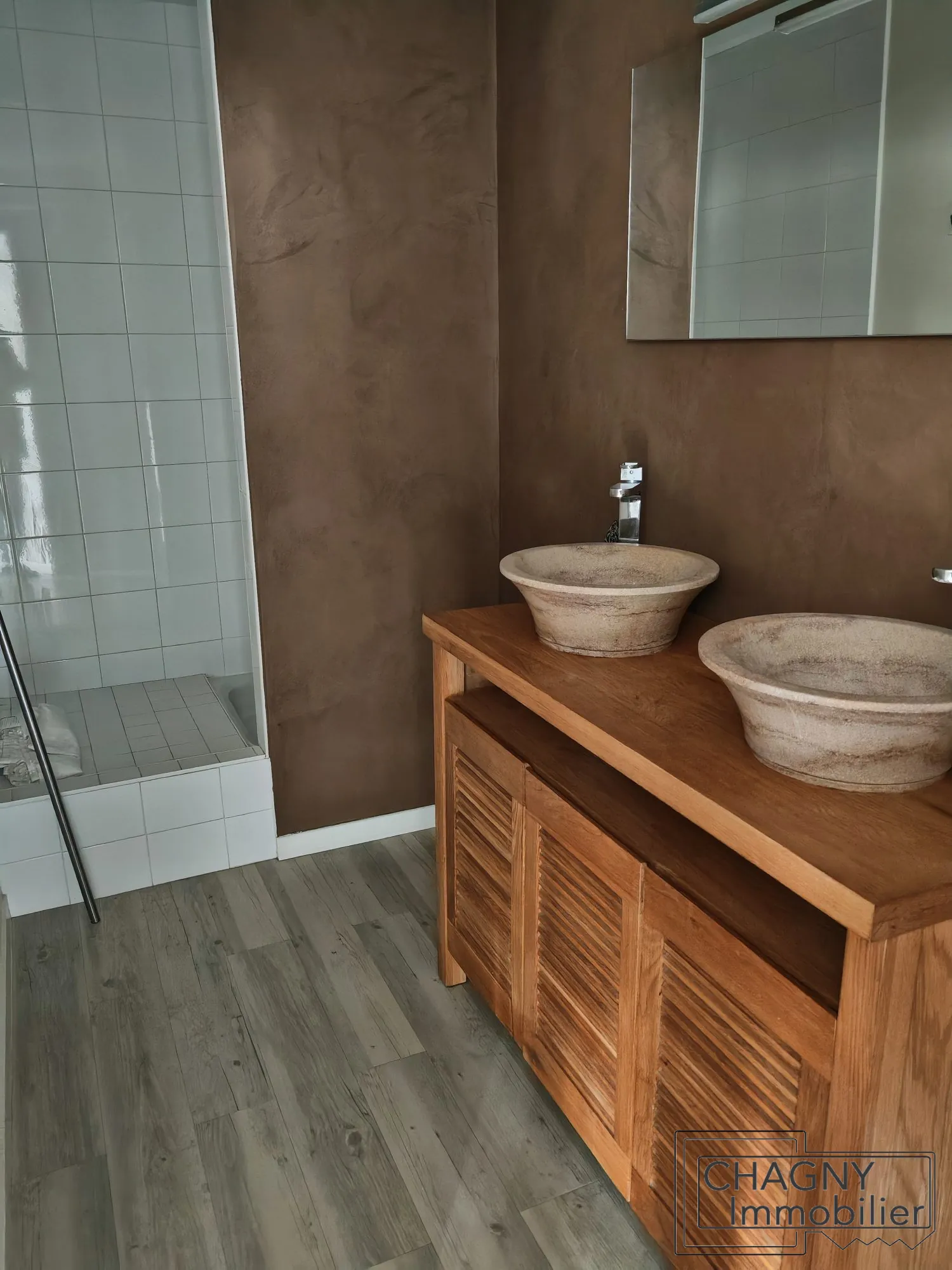 Appartement lumineux de 76 m² à Beaune, quartier Madeleine, proche commerces 