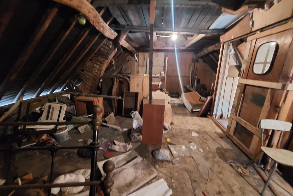 Ensemble de 2 maisons à rénover à Gamaches, idéal investissement 