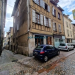Immeuble de rapport à Villefranche-de-Rouergue - 400 m², rendement élevé