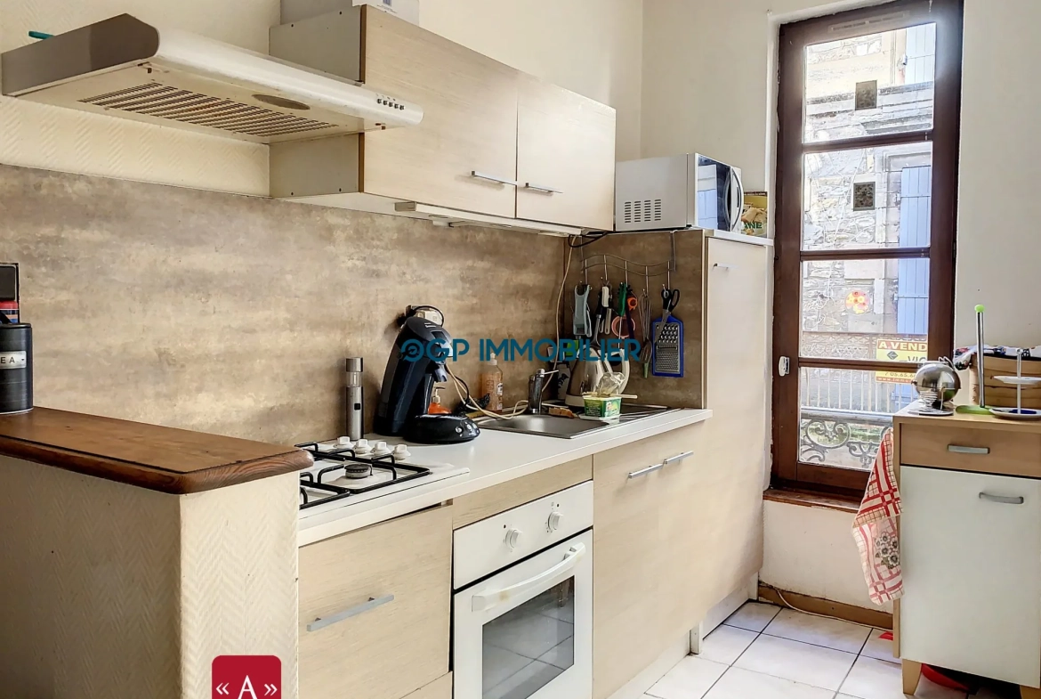Immeuble de rapport à Villefranche-de-Rouergue - 400 m², rendement élevé 