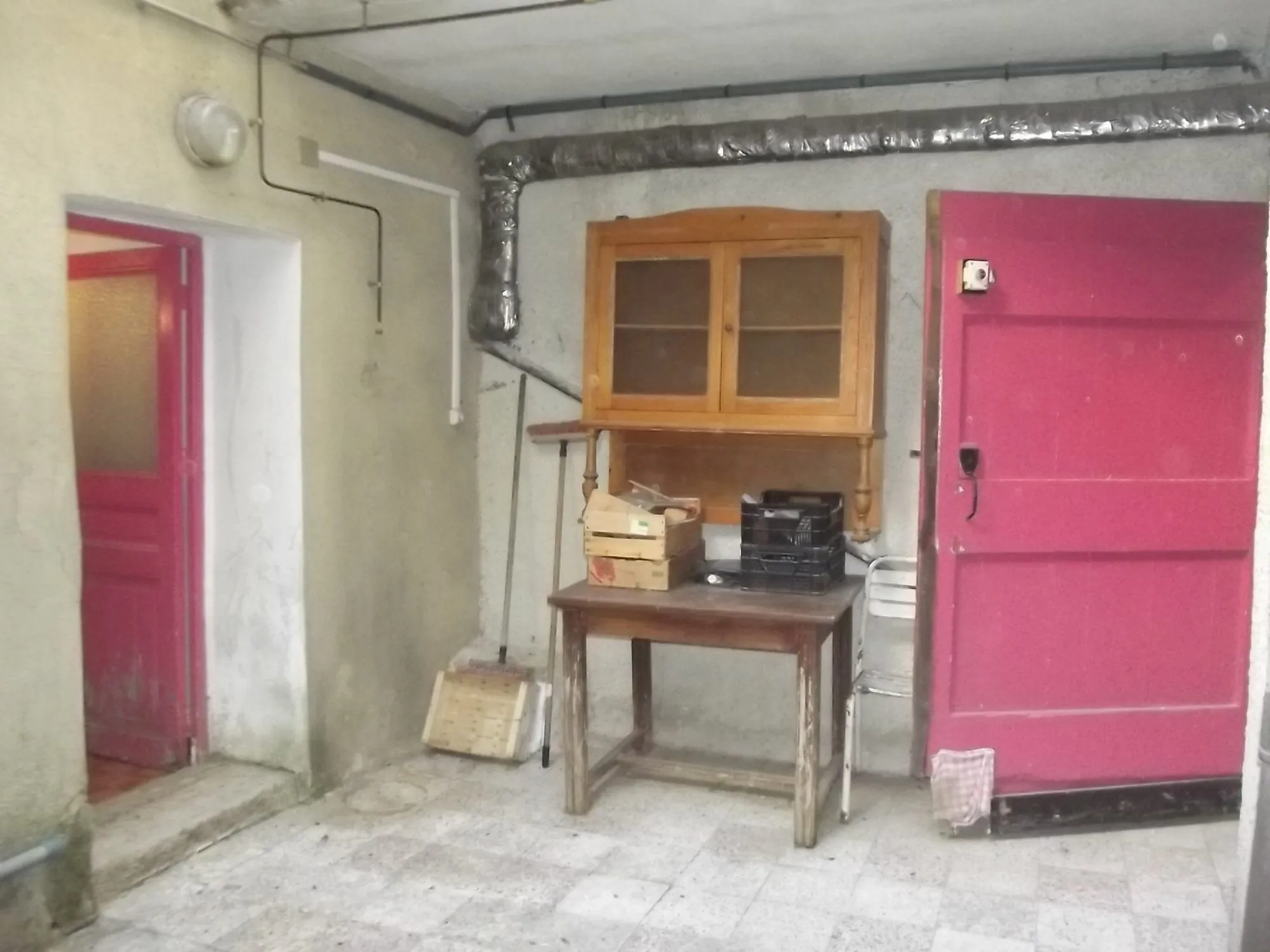 Spacieuse maison de village à Brignoles avec garage et cave - 220 m² 