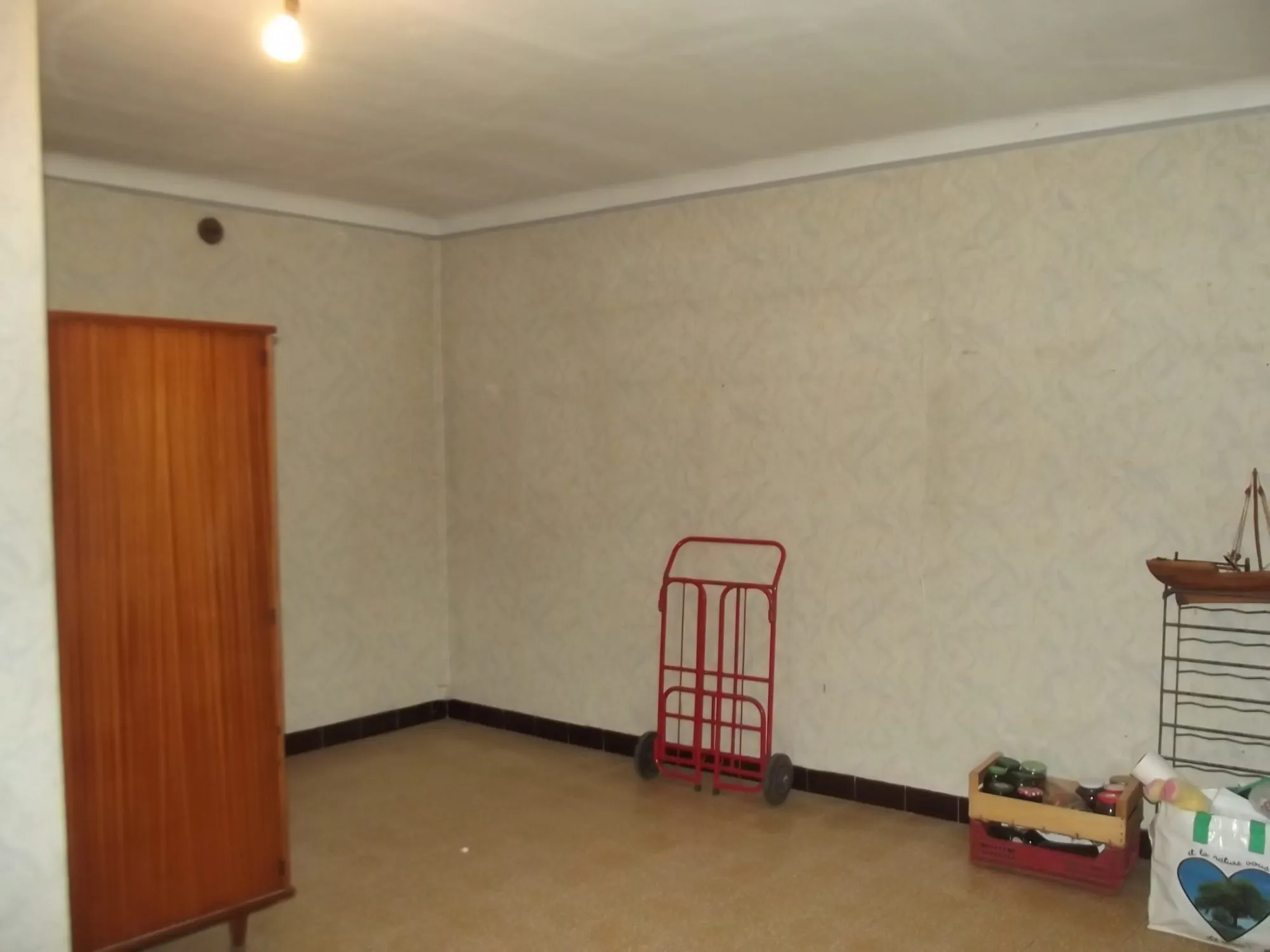 Spacieuse maison de village à Brignoles avec garage et cave - 220 m² 