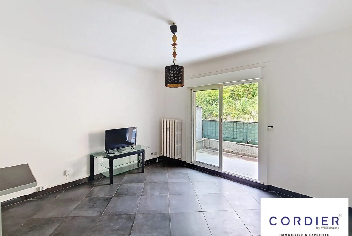 Appartement T2 lumineux avec vue panoramique à Thionville 