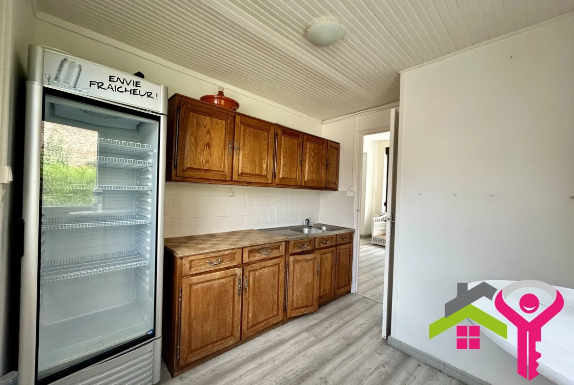 Maison à vendre à Curgies de 107 m² avec studio indépendant et terrain constructible 