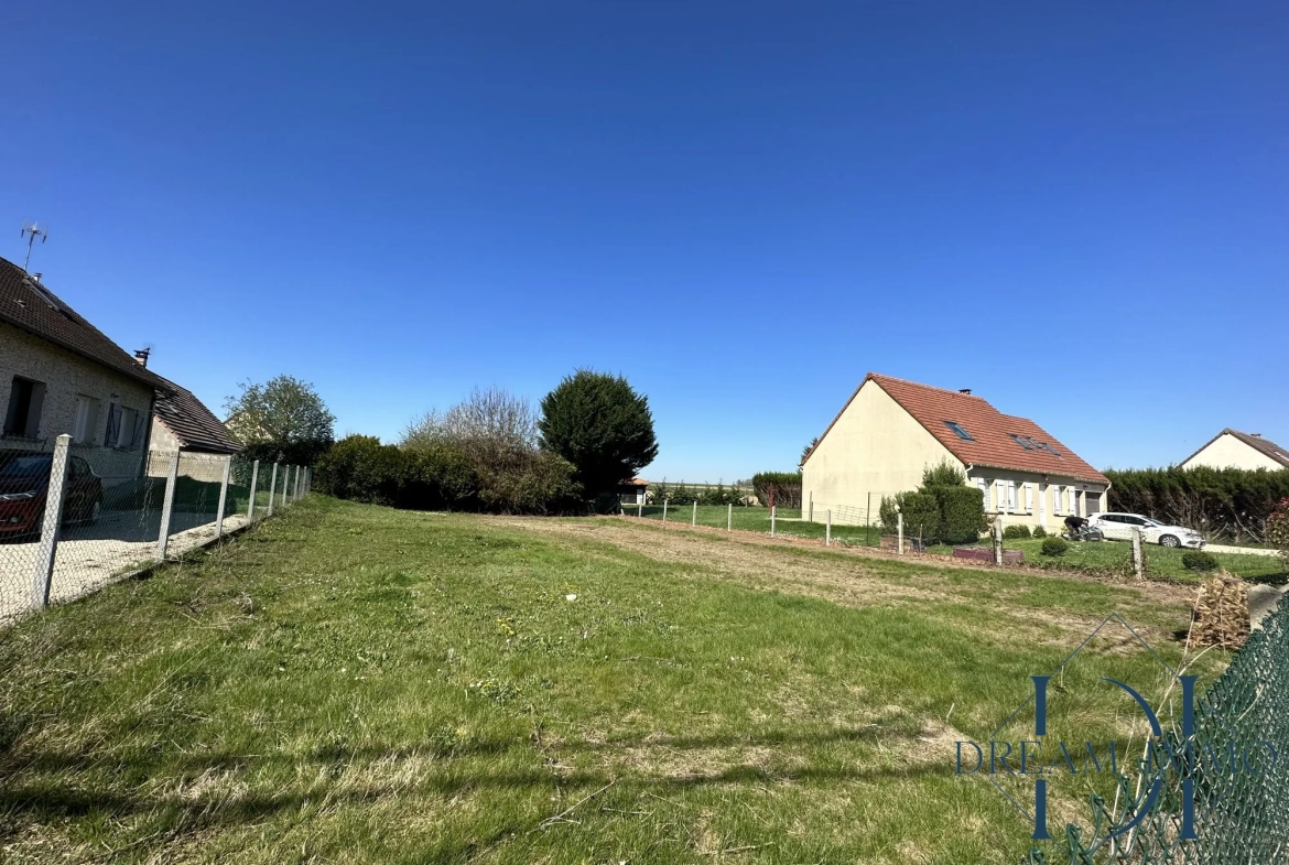 Terrain à bâtir de 526 m² à Vexin-sur-Epte – Proche Tourny, non viabilisé 