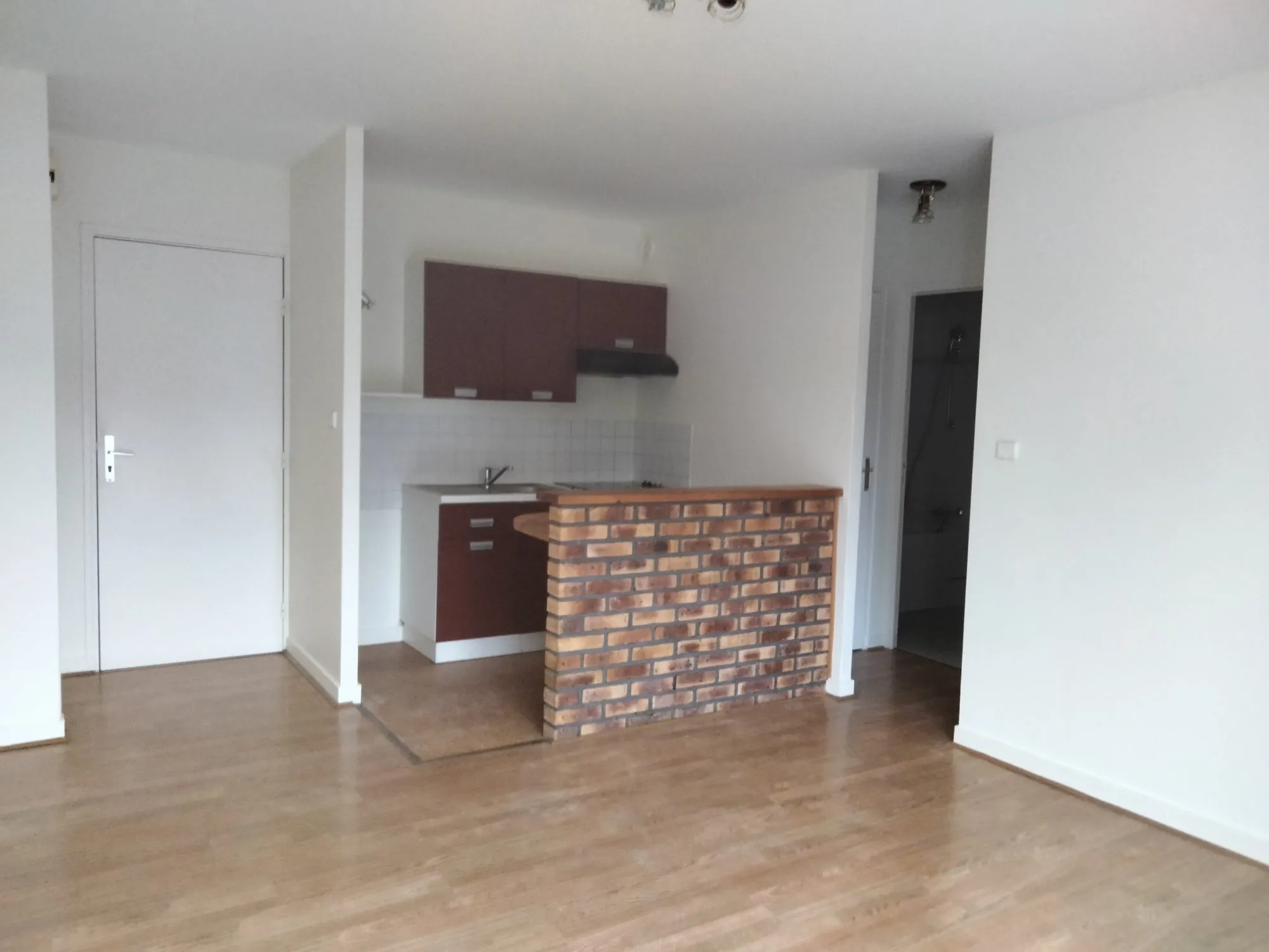 Appartement T2 lumineux avec balcon et garage à Saint-Avé - Opportunité à saisir 
