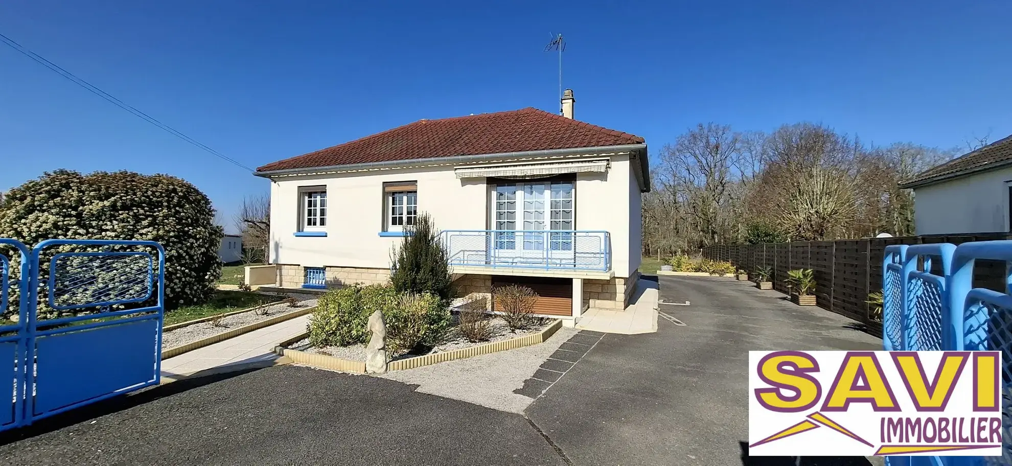 Maison 75 m² avec sous-sol aménagé et double garage à Ferrières-en-Gâtinais 