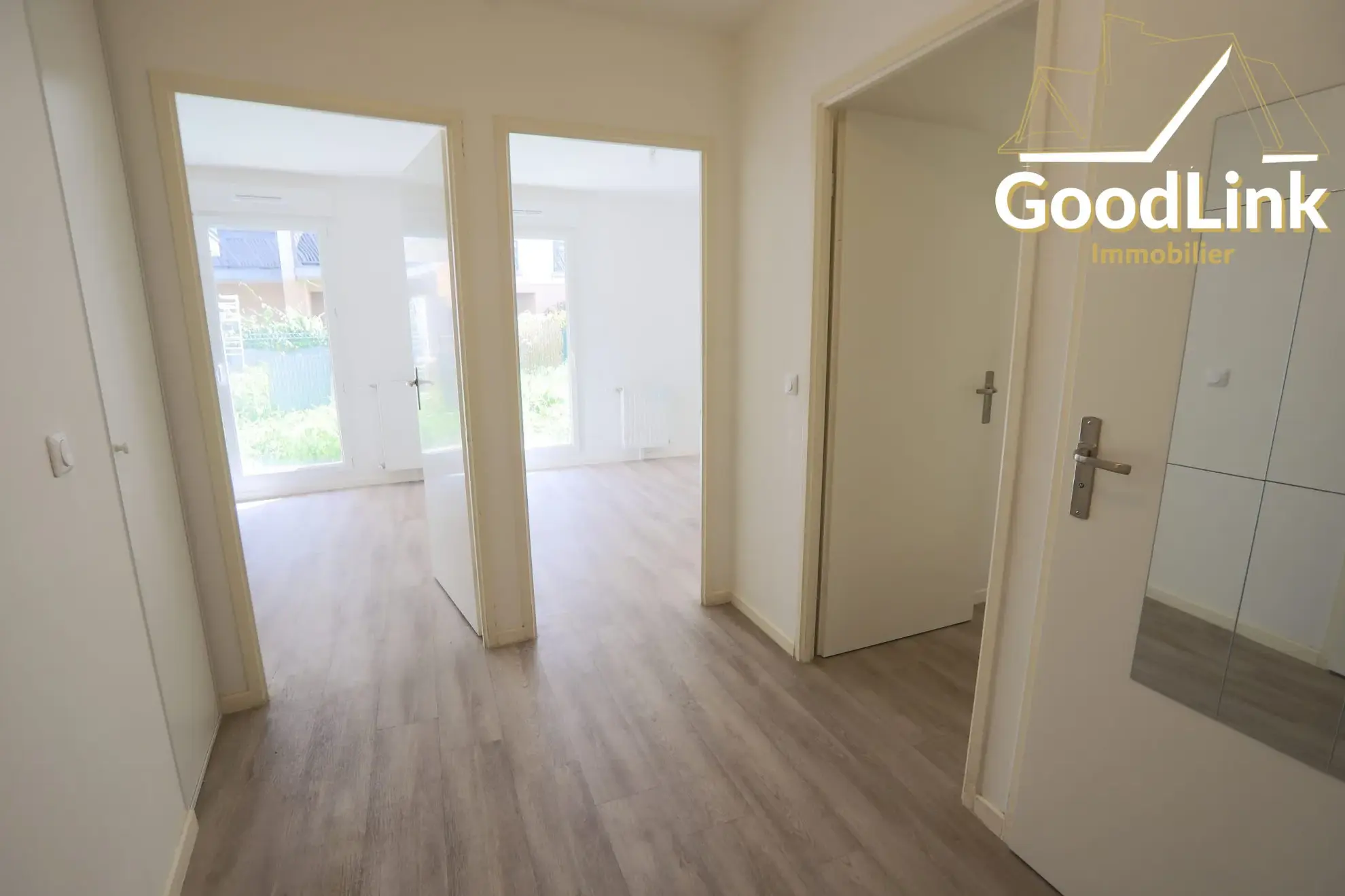 Appartement T3 avec jardin et parking sécurisé à Saint-Fargeau-Ponthierry 