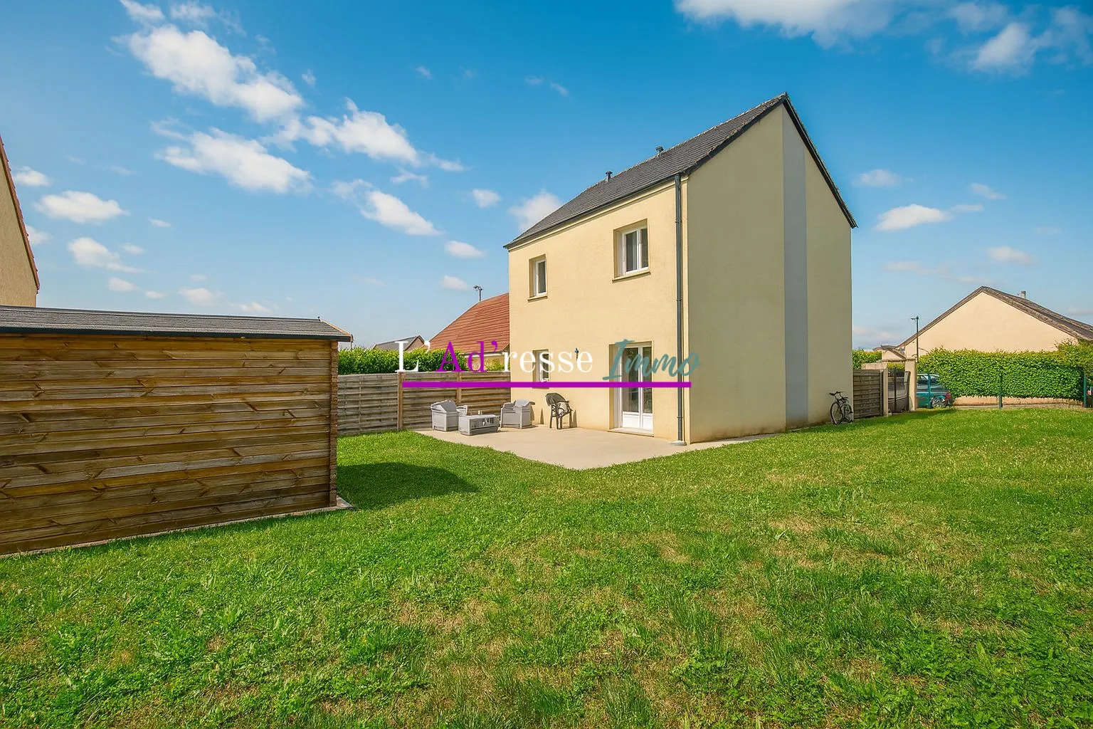 Belle maison contemporaine à vendre à Croisilles avec jardin et garage, faible consommation énergétique 
