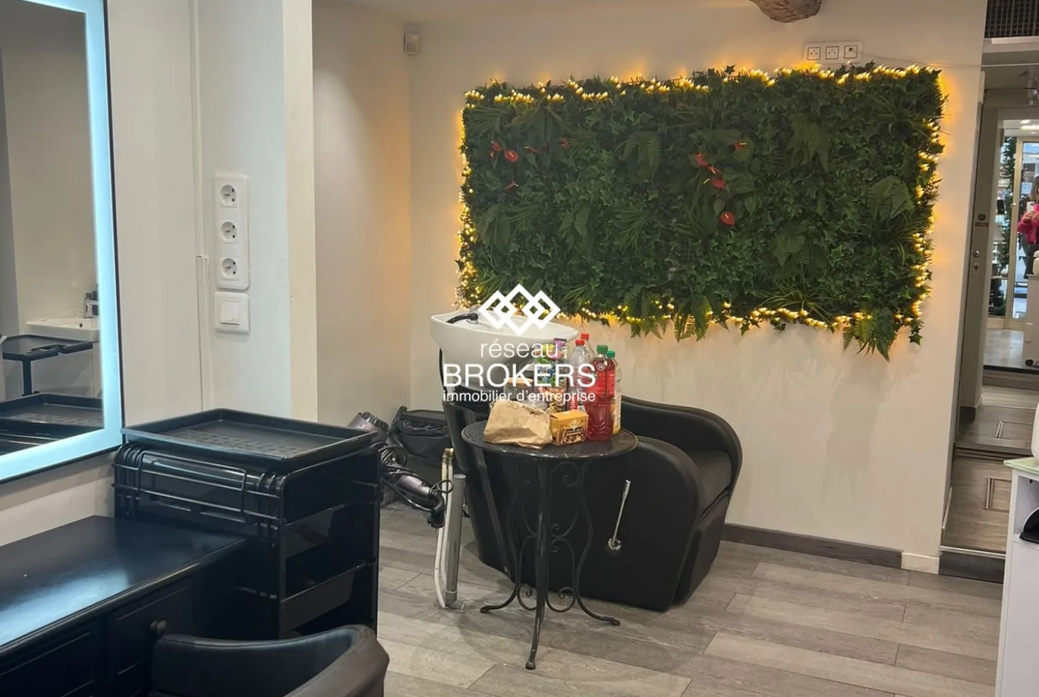 Institut de beauté et salon de coiffure à vendre à Nice, emplacement privilégié dans le Carré d'Or 