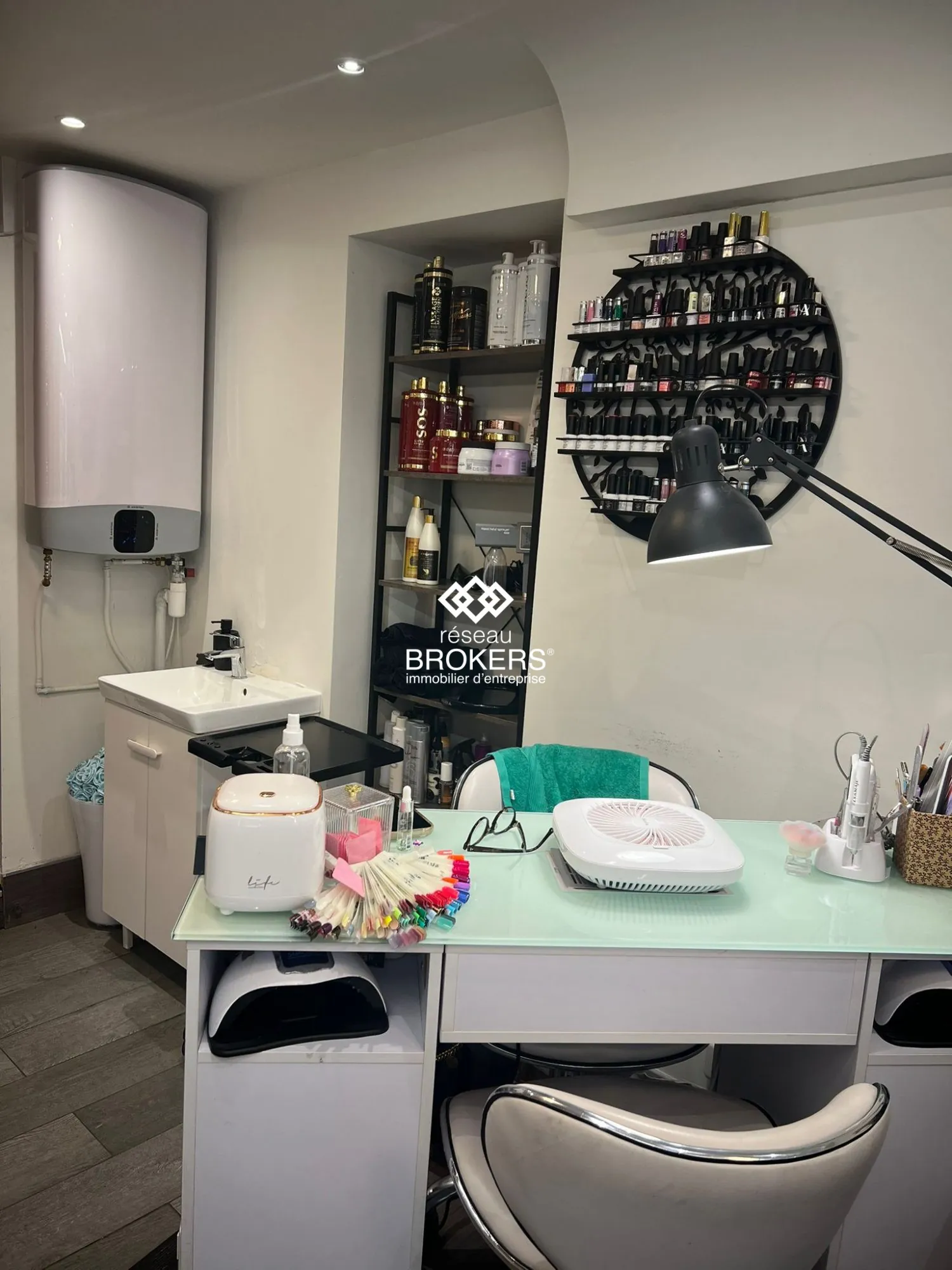 Institut de beauté et salon de coiffure à vendre à Nice, emplacement privilégié dans le Carré d'Or 