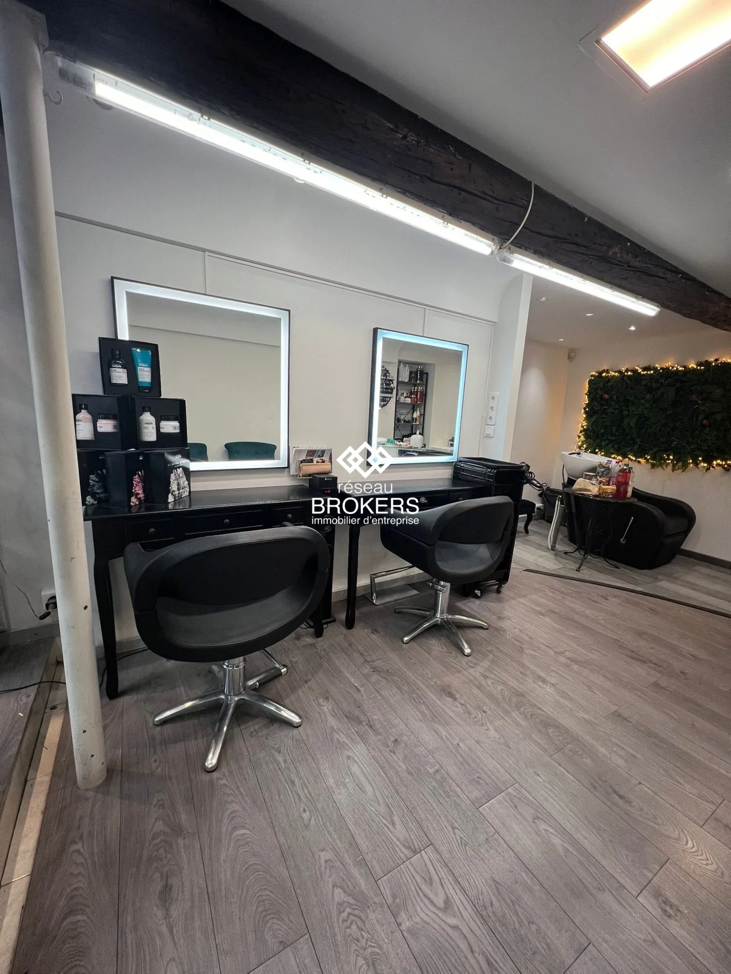 Institut de beauté et salon de coiffure à vendre à Nice, emplacement privilégié dans le Carré d'Or 