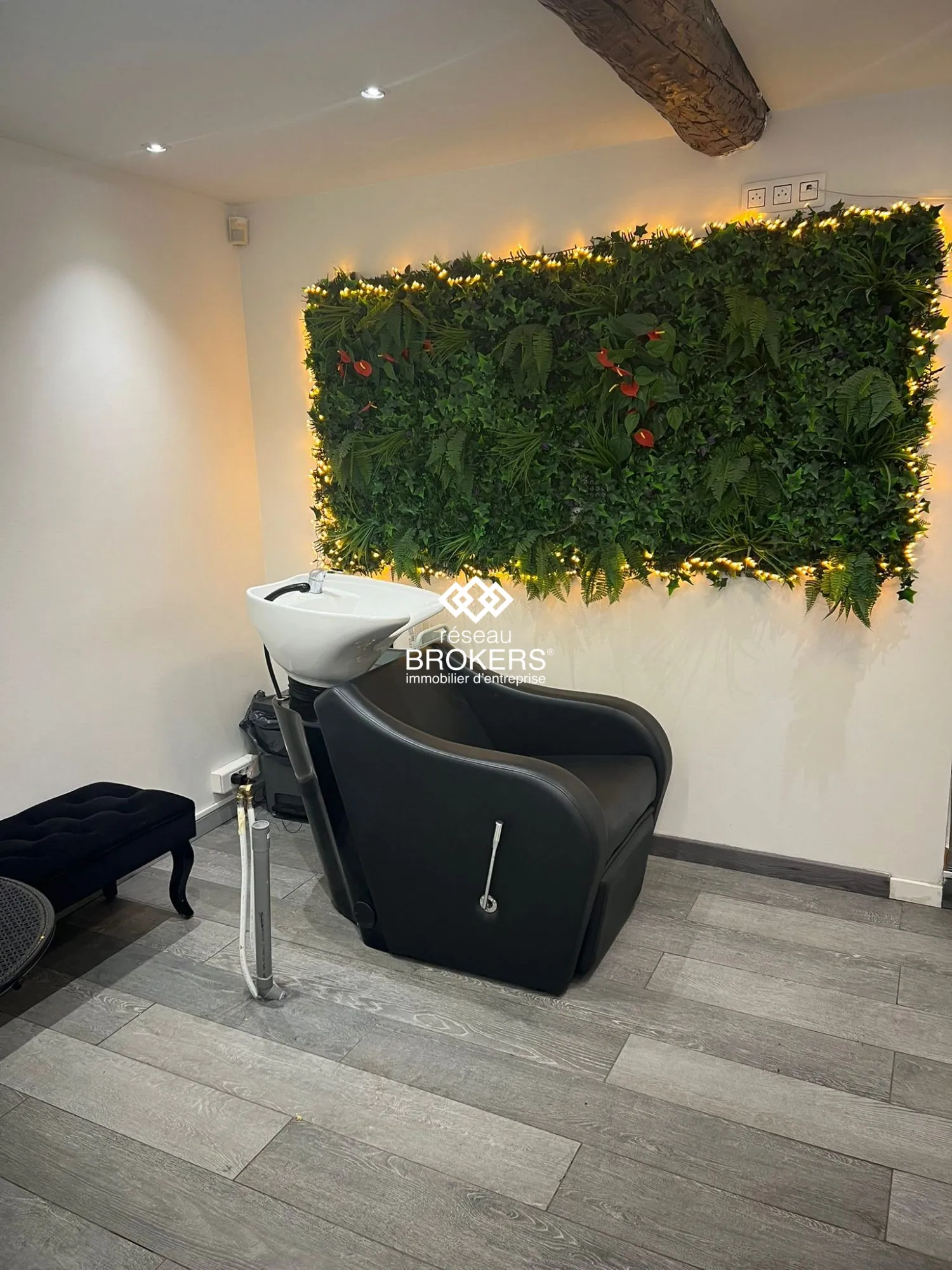 Institut de beauté et salon de coiffure à vendre à Nice, emplacement privilégié dans le Carré d'Or 