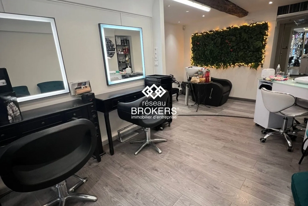 Institut de beauté et salon de coiffure à vendre à Nice, emplacement privilégié dans le Carré d'Or 