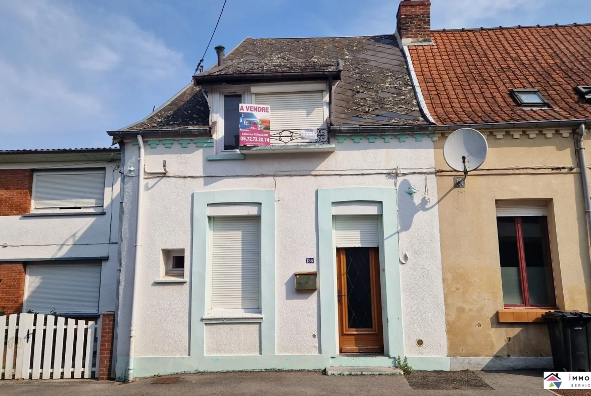 Maison de ville à rénover avec cour et dépendances à Frévent 