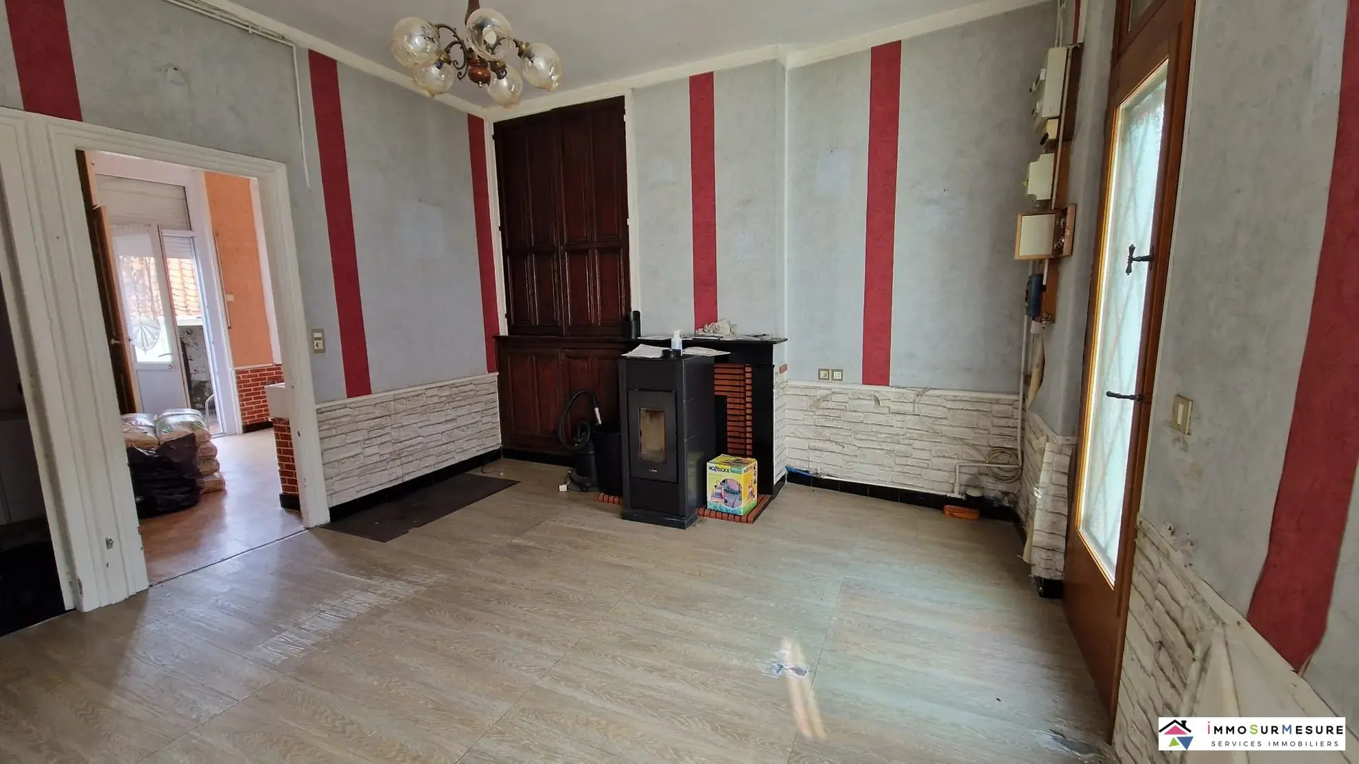 Maison de ville à rénover avec cour et dépendances à Frévent 