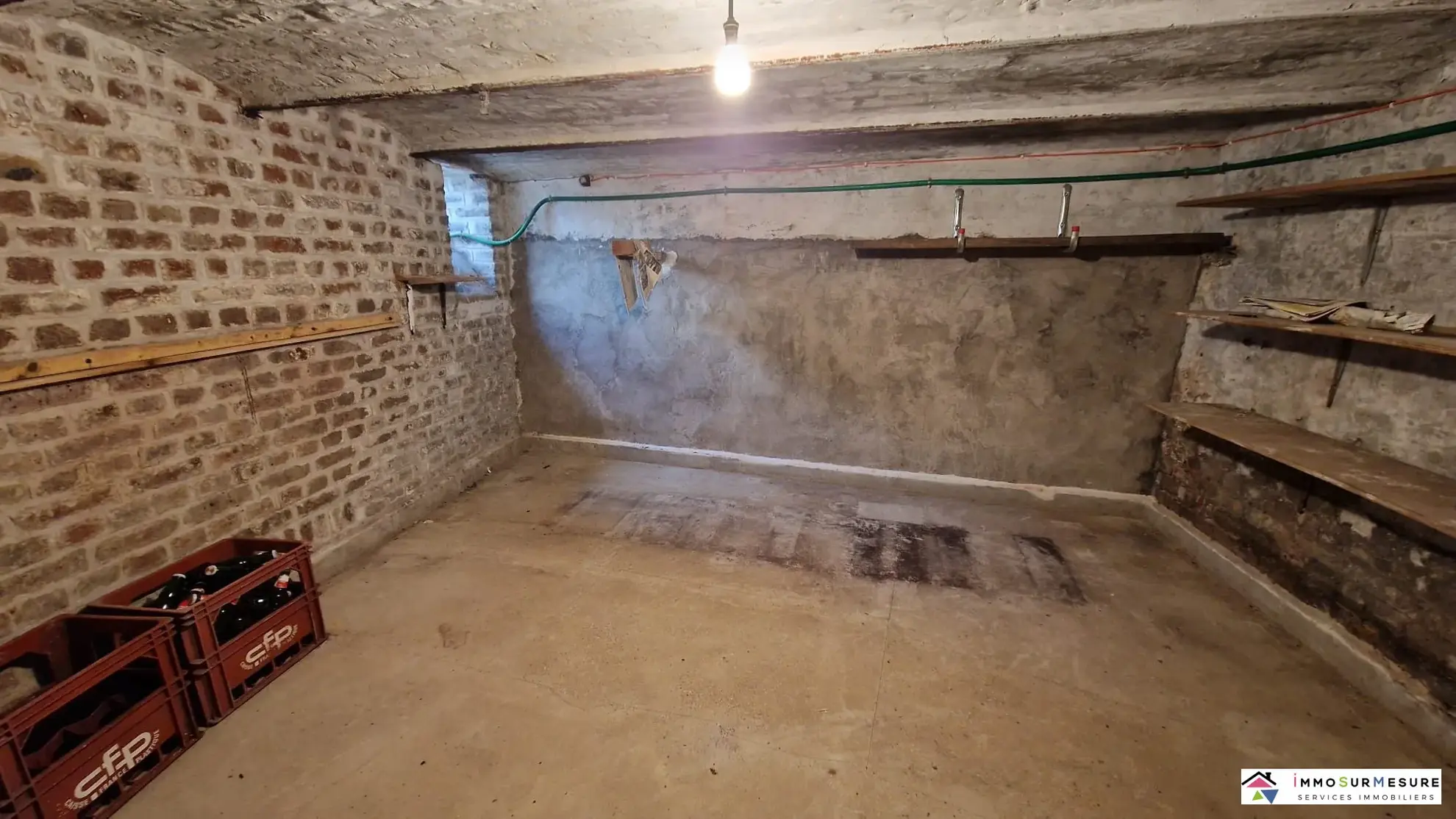 Maison de ville à rénover avec cour et dépendances à Frévent 