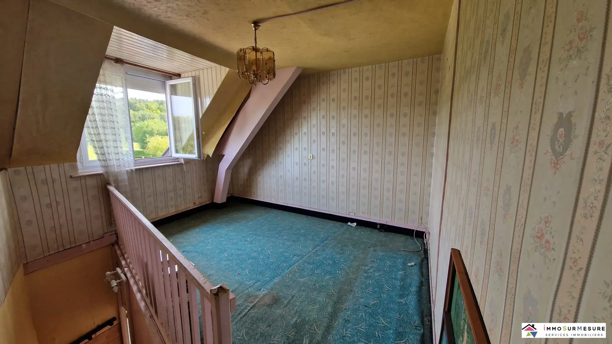 Maison de ville à rénover avec cour et dépendances à Frévent 