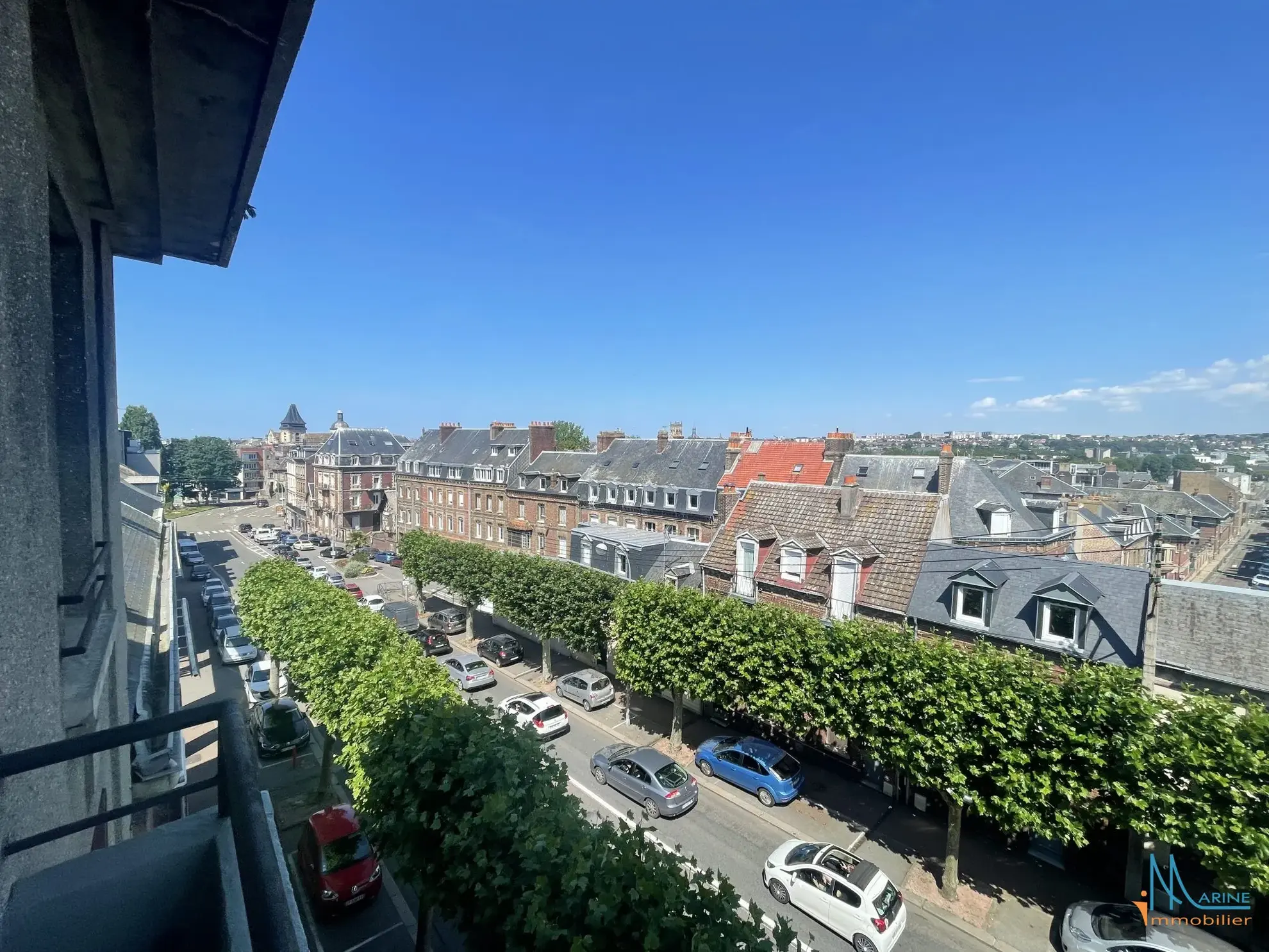 Appartement T3 à vendre au centre-ville de Dieppe avec balcon et cave 