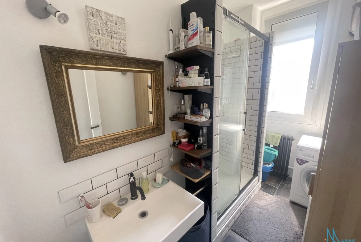 Appartement T3 à vendre au centre-ville de Dieppe avec balcon et cave 