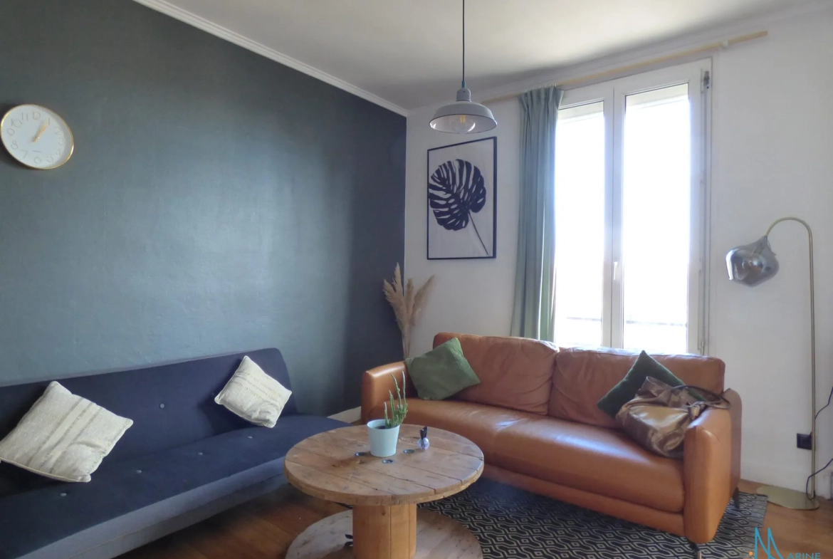 Appartement T3 à vendre au centre-ville de Dieppe avec balcon et cave 