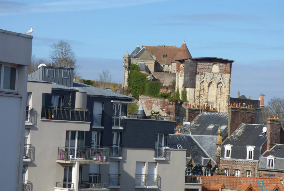 Appartement T3 à vendre au centre-ville de Dieppe avec balcon et cave 