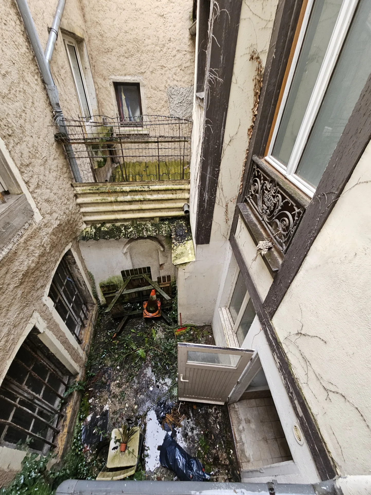 Immeuble de rapport à Metz avec 4 appartements à rénover 