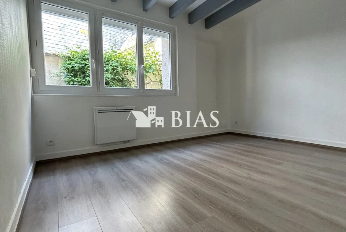 Appartement F2 à vendre à Pont L'Évêque, secteur Rivière-Saint-Sauveur 
