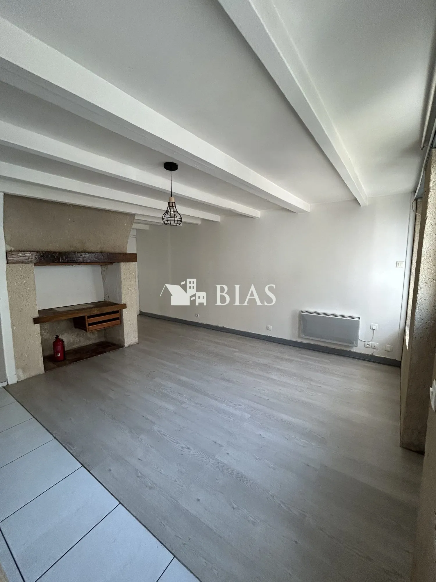 Appartement F2 à vendre à Pont L'Évêque, secteur Rivière-Saint-Sauveur 