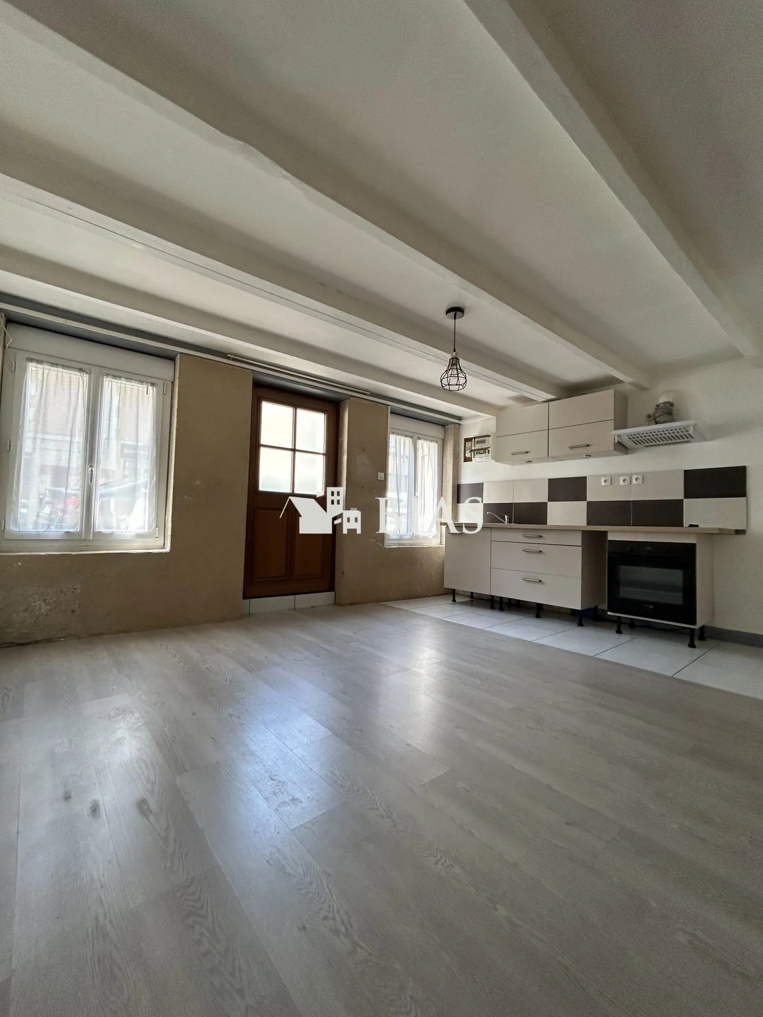 Appartement F2 à vendre à Pont L'Évêque, secteur Rivière-Saint-Sauveur 