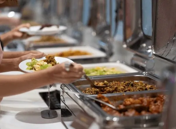Vente fonds de commerce pour restaurant traiteur à Paris 13ème - Emplacement idéal 