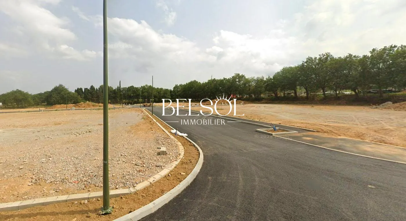 Terrain constructible à Thuir de 338 m² avec projet clé en main pour maison contemporaine 