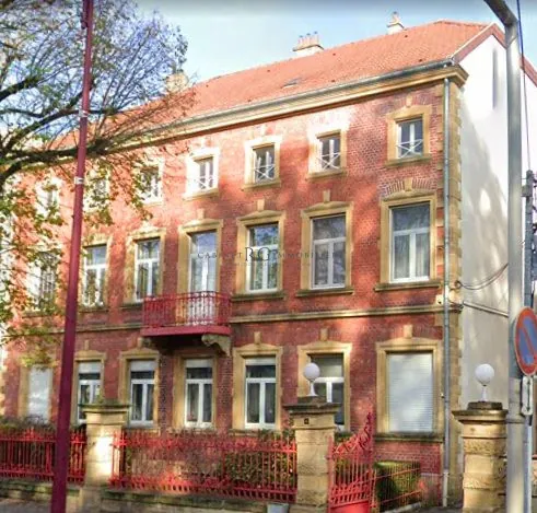 Combles à aménager à Metz – Projet d’appartement en dernier étage 