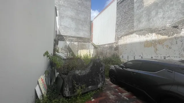 Vente d'un terrain constructible de 111 m² en centre-ville de Fort-de-France 