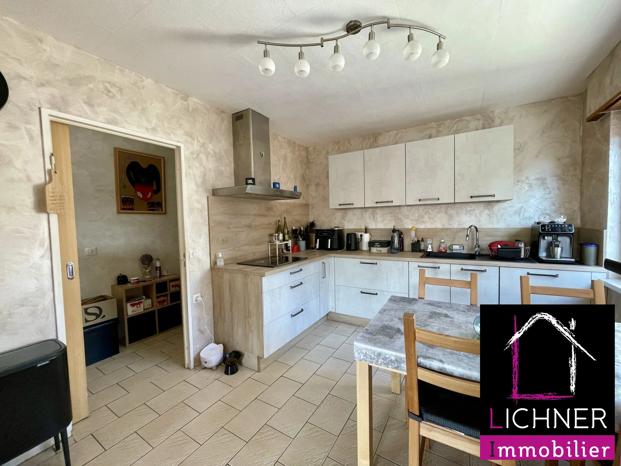Bel appartement T4 de 92 m² avec jardin et garage à Wiesviller 