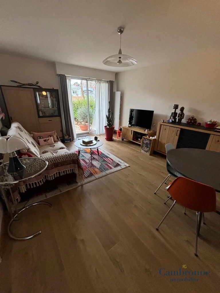 Appartement 2 pièces avec terrasse et box fermé à Nantes - Saint Pasquier / Saint Félix