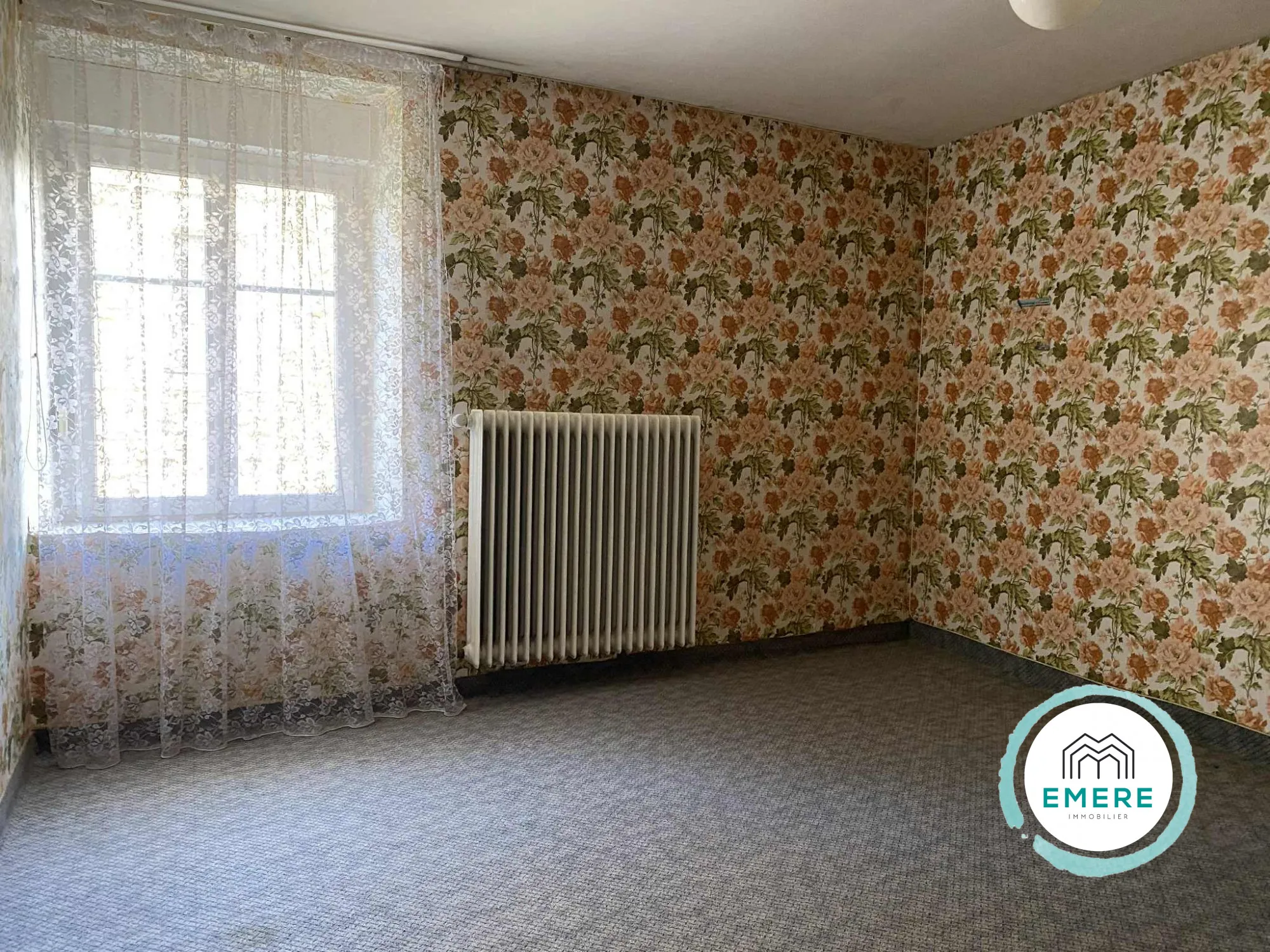 Maison en pierres à rénover à Saint-Georges-de-Reintembault (35420) – Potentiel et charme 