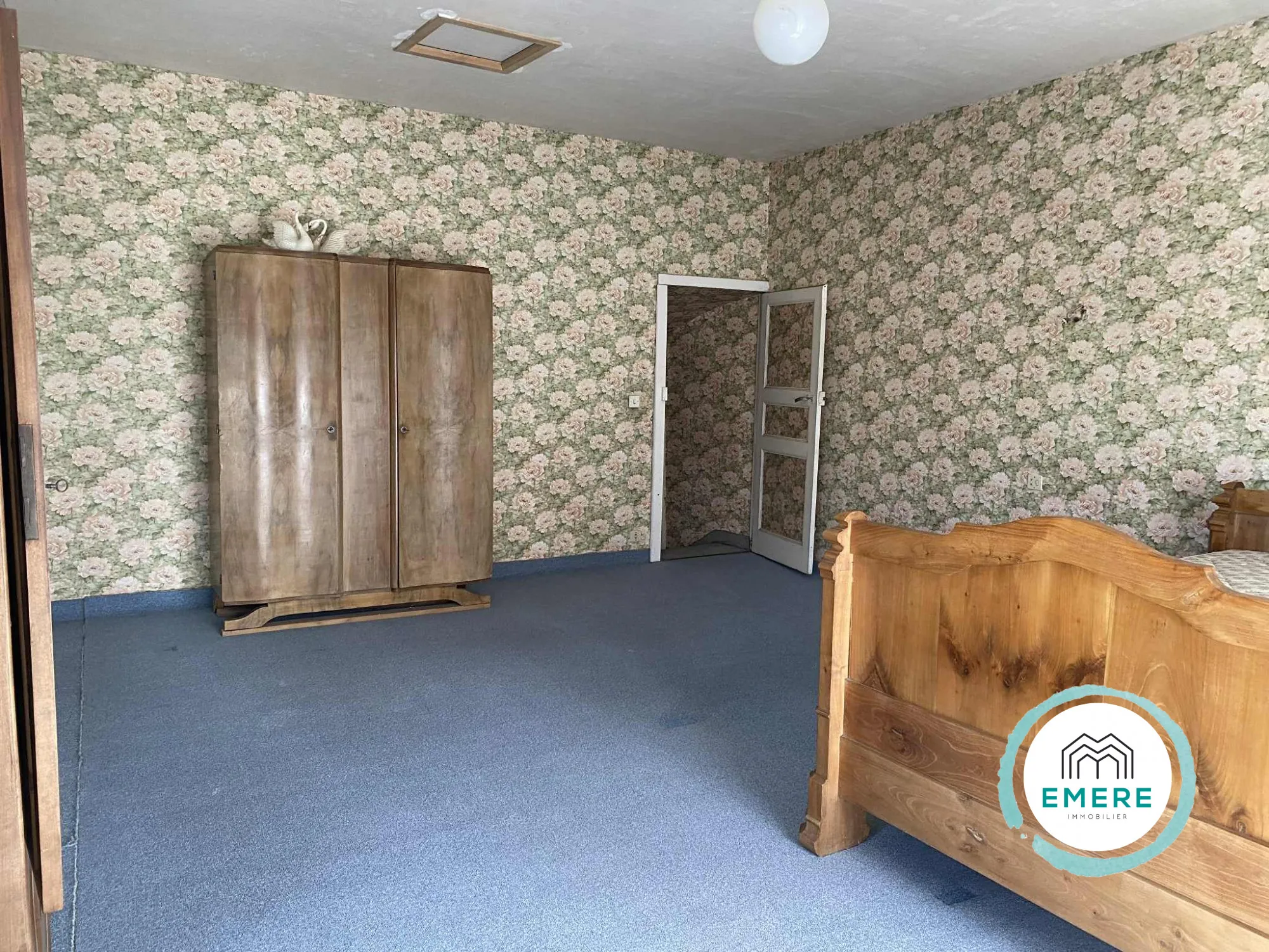 Maison en pierres à rénover à Saint-Georges-de-Reintembault (35420) – Potentiel et charme 