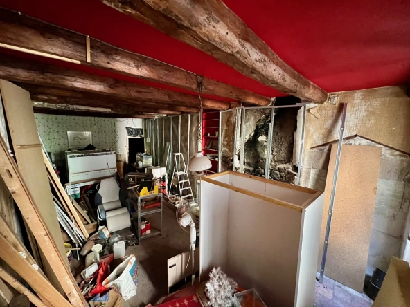 Studio à vendre à Millau, idéal pour rénovation et investissement immobilier