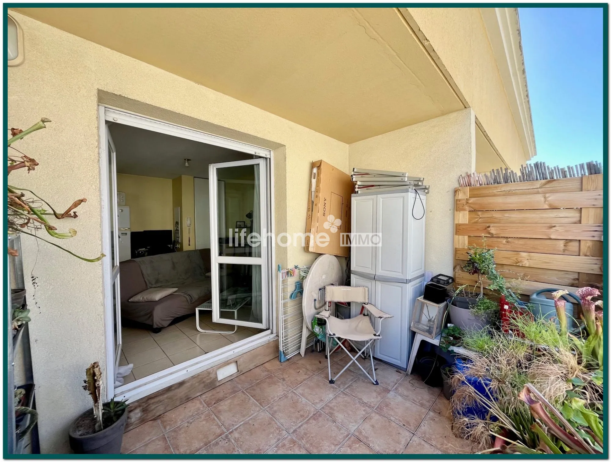 Bel appartement T1 bis loué à Nîmes avec terrasse et bonne rentabilité 