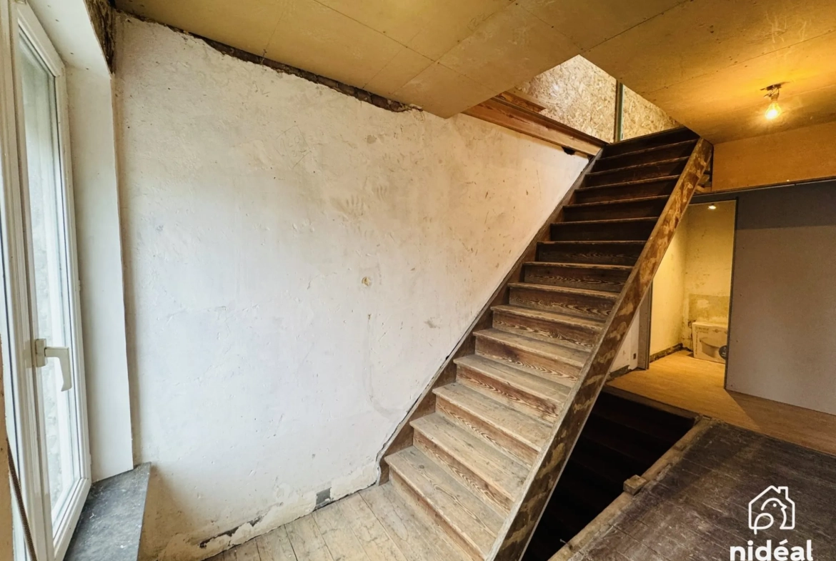 Maison à vendre à Marpent proche de la frontière belge avec grand potentiel de rénovation 