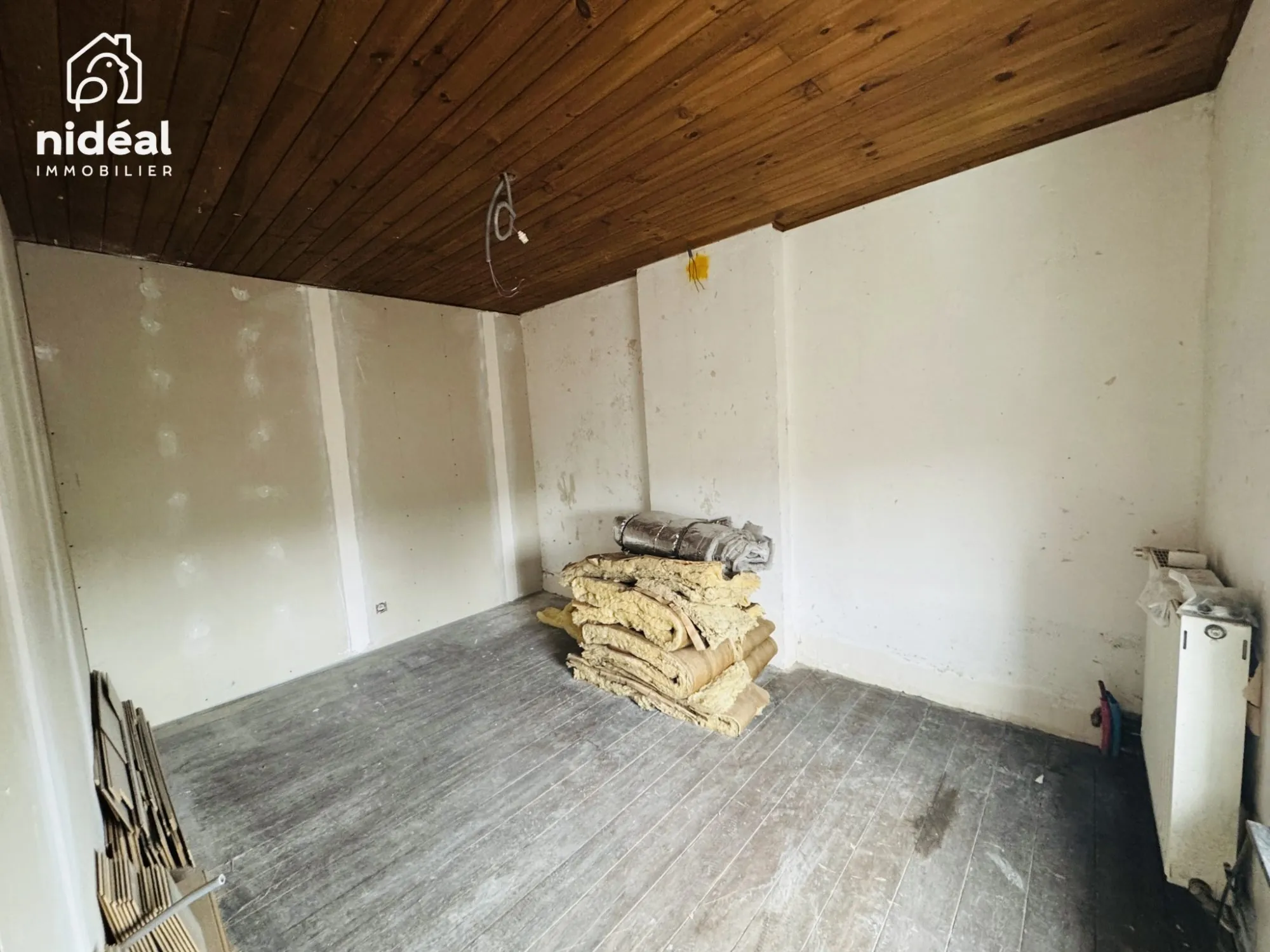 Maison à vendre à Marpent proche de la frontière belge avec grand potentiel de rénovation 